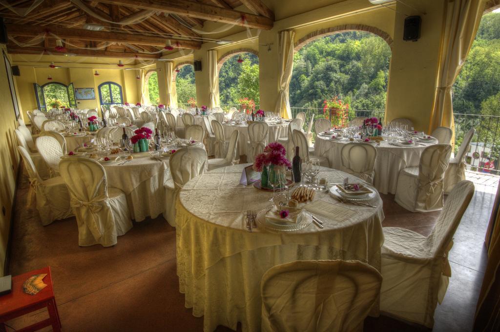 B&B Il Sole Delle Rive Sinio Bagian luar foto