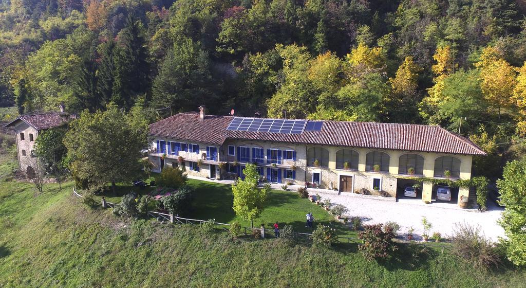 B&B Il Sole Delle Rive Sinio Bagian luar foto